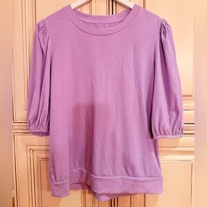 NWOT! Never Worn! Lavender Puff Sleeve Top Size Large!!
